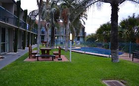 Motel 98